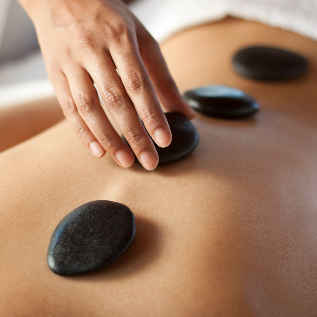 Massage aux pierres chaudes